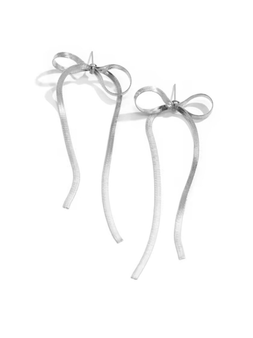Chic Silver Bow Earrings – Minimalist Ribbon Style
